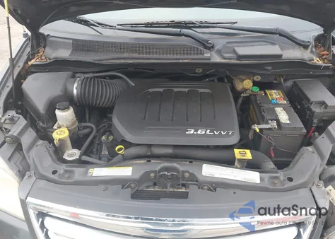 2012 Chrysler Town & Country Touring from USA, damaged, VIN 2C4RC1BG6CR162594